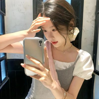 运动鞋